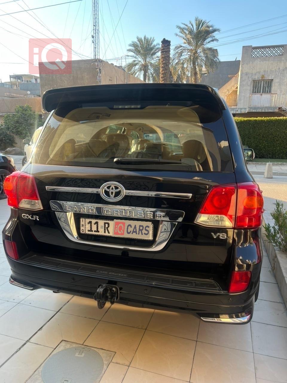 تويوتا لاندكروزر